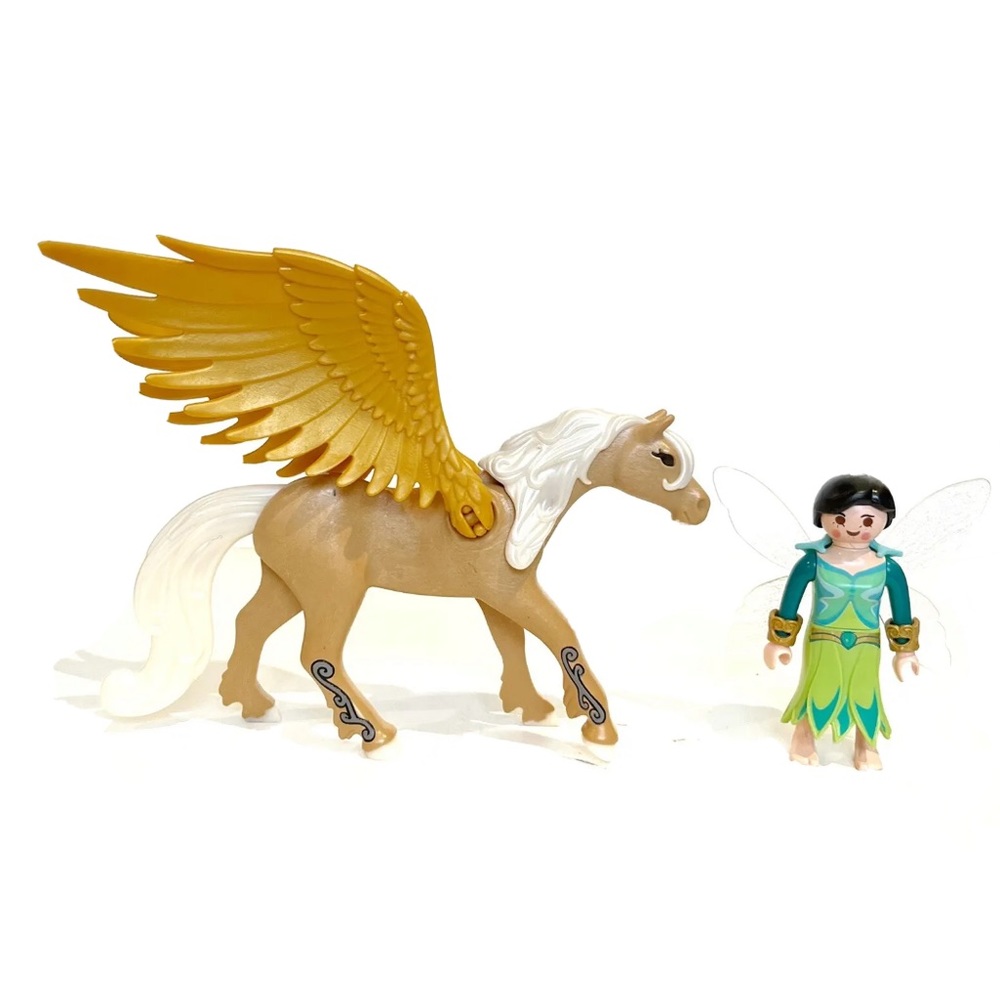 Playmobil Tan Gold Pegasus Movable Wings and Green Fairy Doll Black Hair Fantasy
